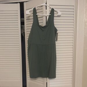 Green Sleeveless Dress